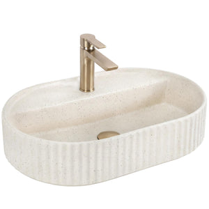 Chiuvetă de blat Marcela 60 cm Vanilla din ceramică sanitară, finisaj bej tip piatră naturală, margini Slim Edge și cuvă spațioasă.
