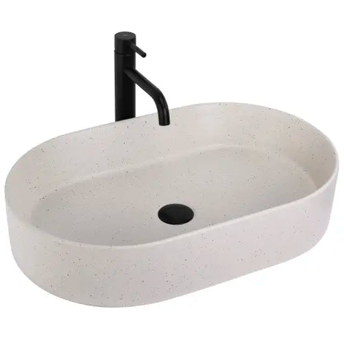 Chiuvetă de blat Nadia 60 cm Sandy din ceramică sanitară, finisaj mat bej cu aspect de piatră naturală, formă ovală elegantă.