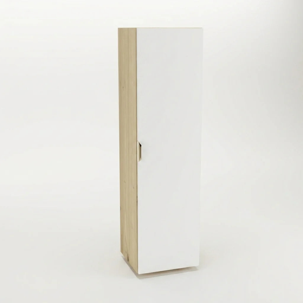 Dulap înalt de baie Orio 120 cm Alb/Stejar Artizanal, cu 4 rafturi și fronturi netede. Design modern, luminos și spațiu generos de depozitare.