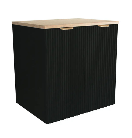 Dulap pentru lavoar Willy 60 cm Negru/Nuc cu 2 uși, fronturi canelate și blat din PAL laminat, design compact și modern pentru băi mici.