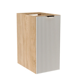 Dulap de baie Willy 30 cm Alb/Nuc cu front alb striat, corp aspect nuc și mâner metalic auriu sau negru pentru depozitare practică și elegantă.