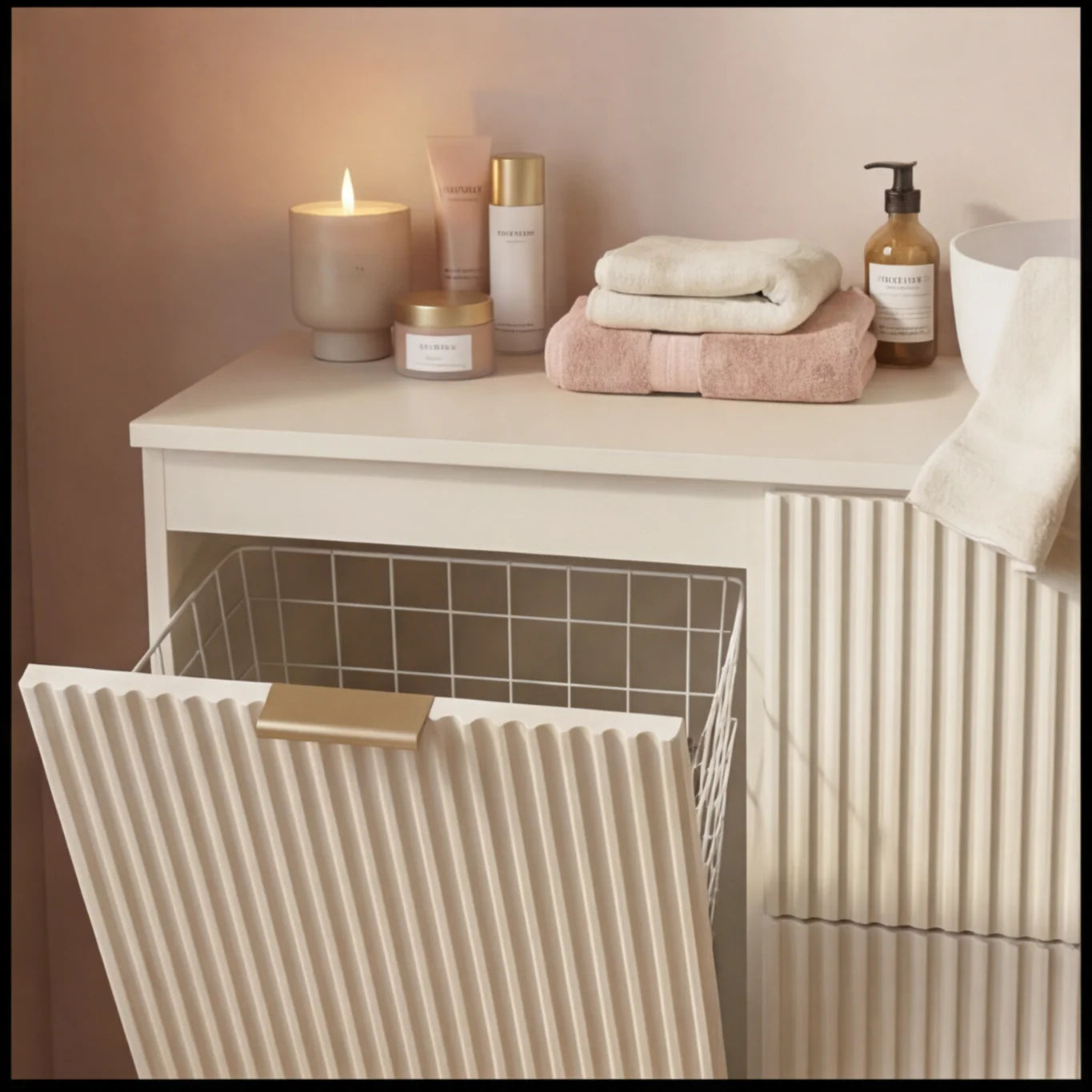 Dulap pentru lavoar 100 cm, cu cos de rufe, fronturi canelate Willy - Casmir